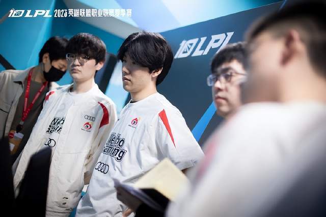 传球频率和 传球频率和