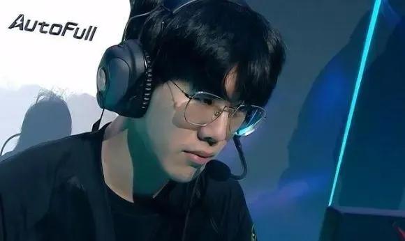 不一样的 不一样的